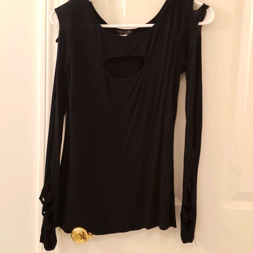 Cut out sleeves and chest black t short